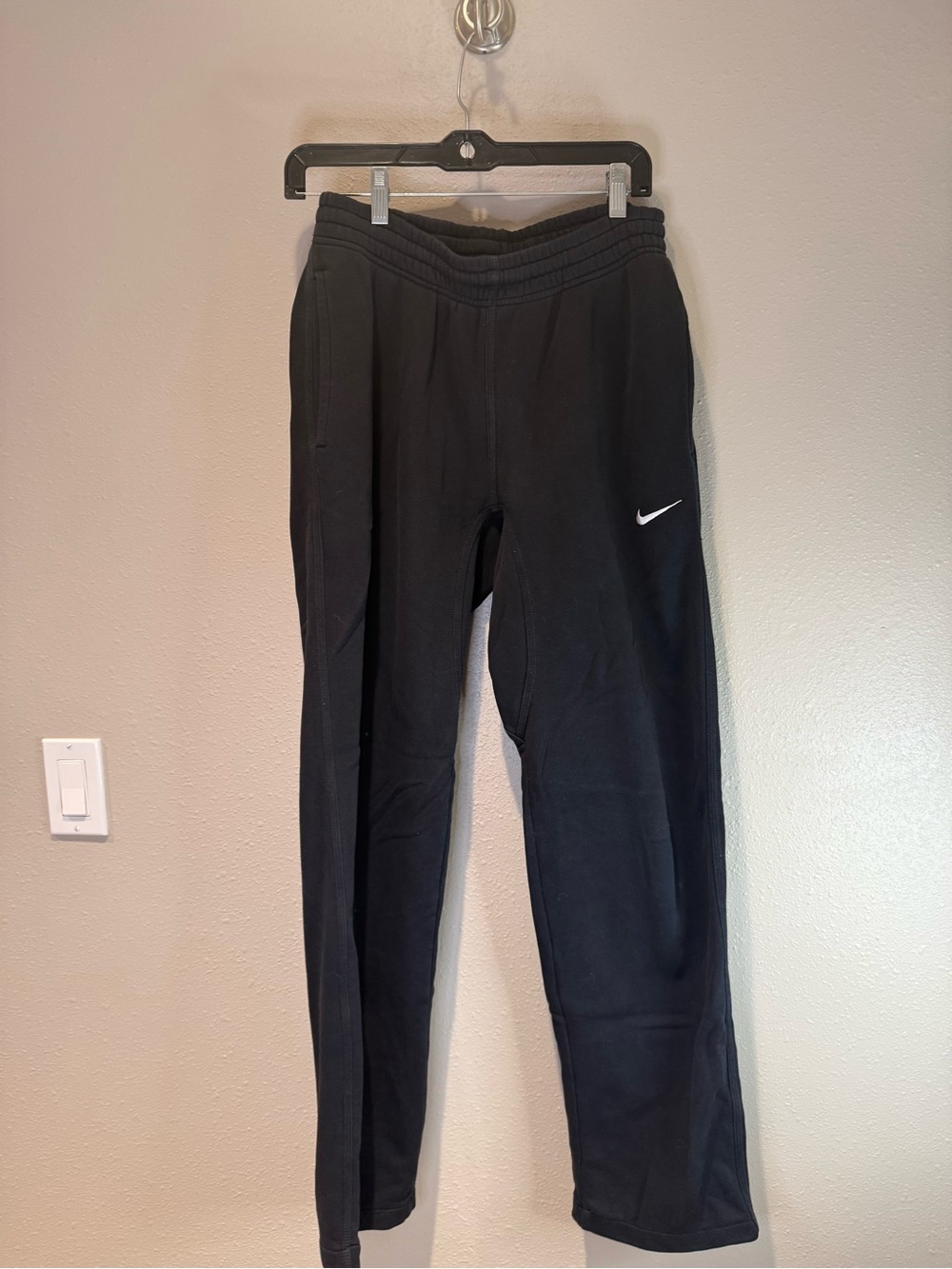 Men’s Nike Classic Fleece Joggers - Black with White Swoosh Size Small